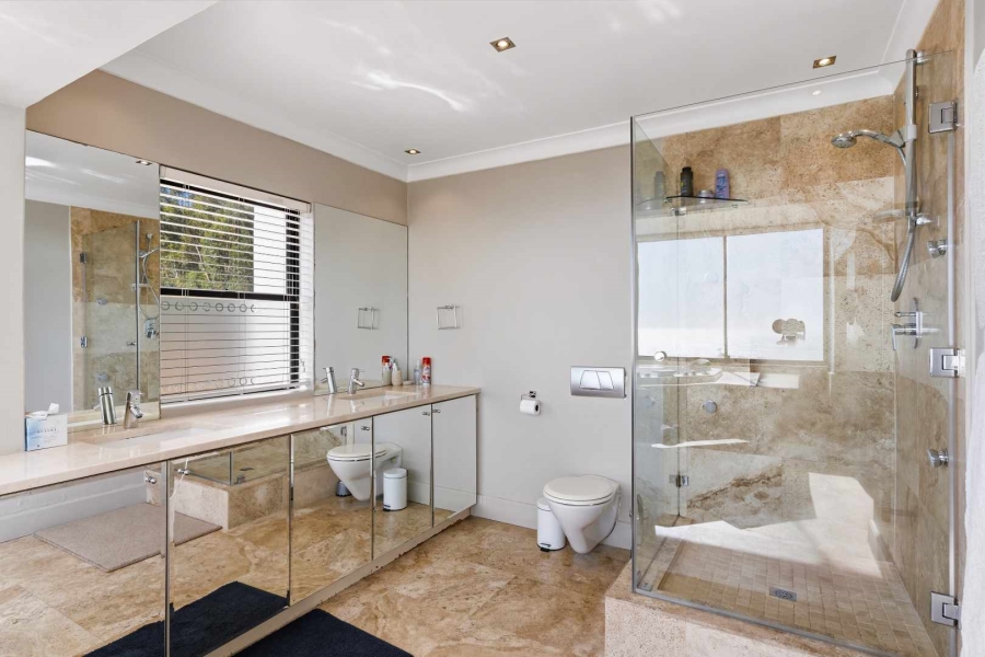 3 Bedroom Property for Sale in Fresnaye Western Cape